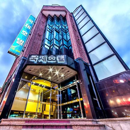 International Hotel Jeju Esterno foto
