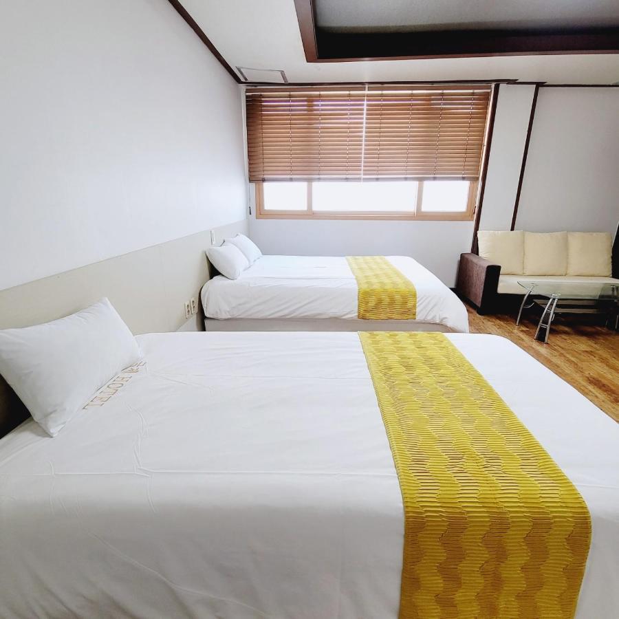 International Hotel Jeju Esterno foto
